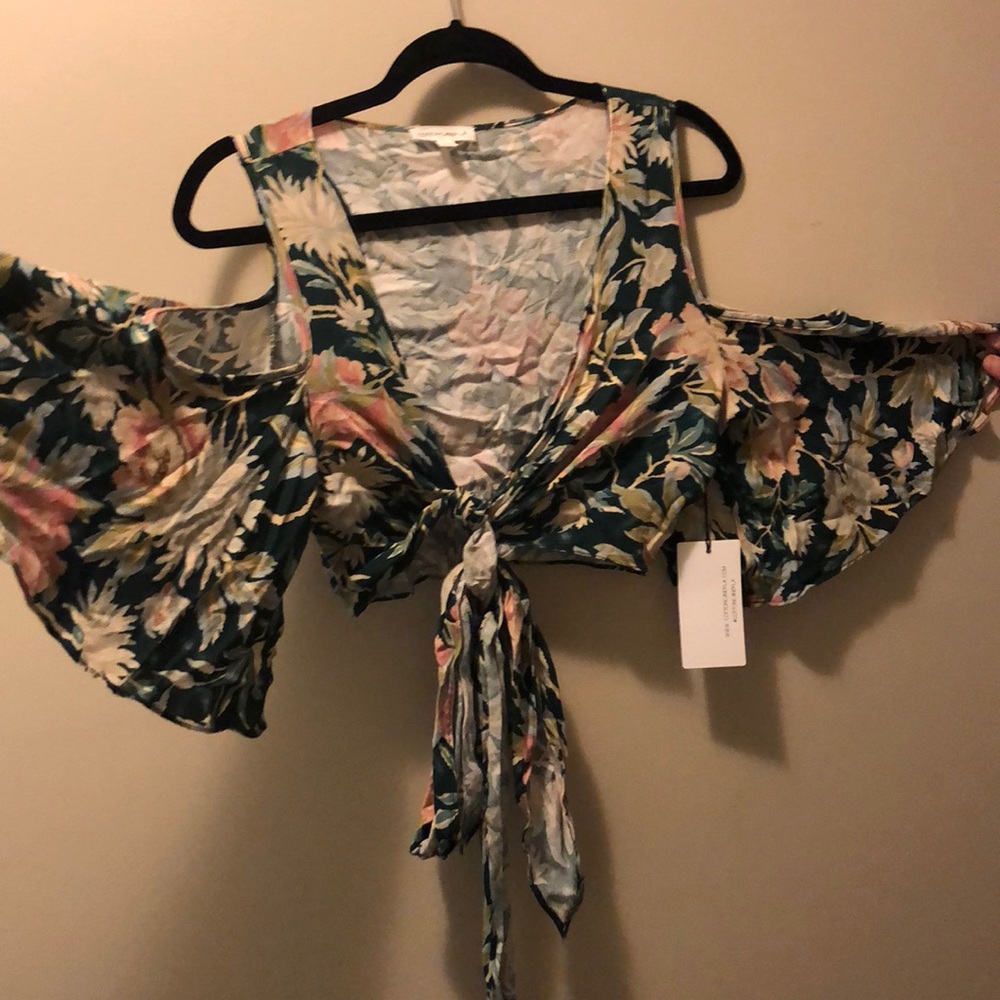 Adorable floral crop top